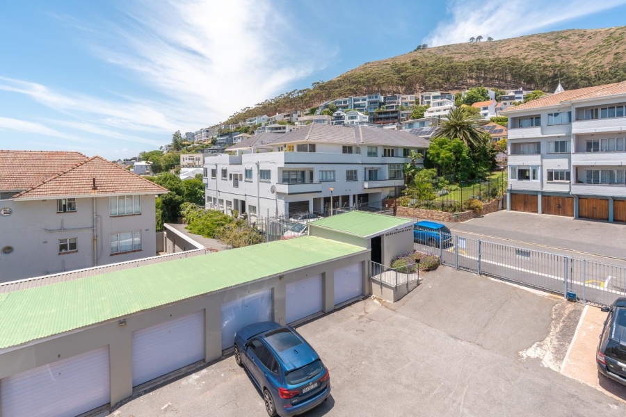 2 Bedroom Property for Sale in Green Point Western Cape